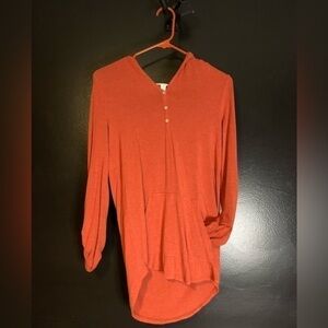 𝅺market Spruce orange lightweight blouse with hood. Xs